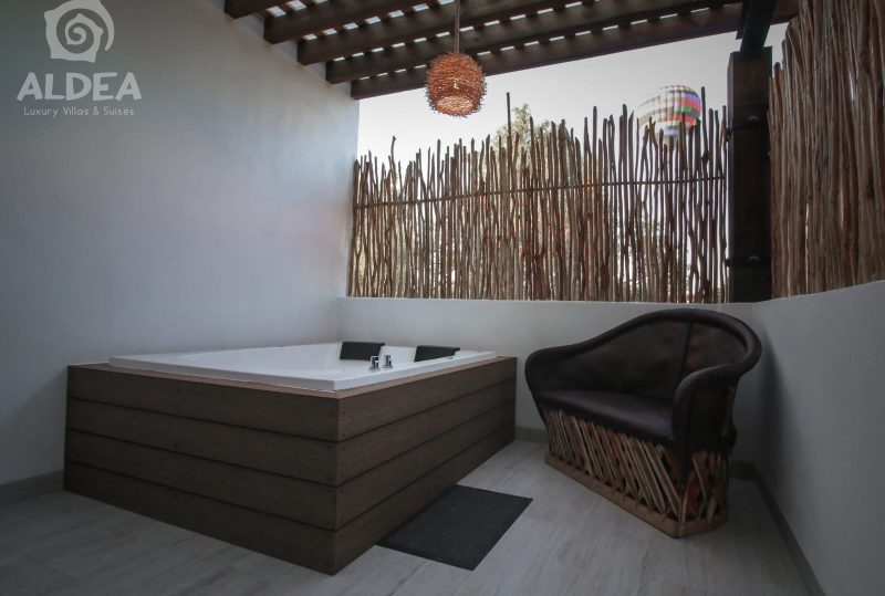 suit-aldea-teotihuacan-2